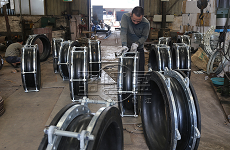 上海駱盈向恒隆廣場(二期)供應伸縮器