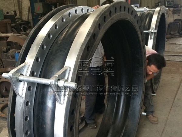 上海駱盈向沙鋼集團供應(yīng)耐磨<a href=https://www.huanjingjz.com target=_blank class=infotextkey>橡膠接頭</a>