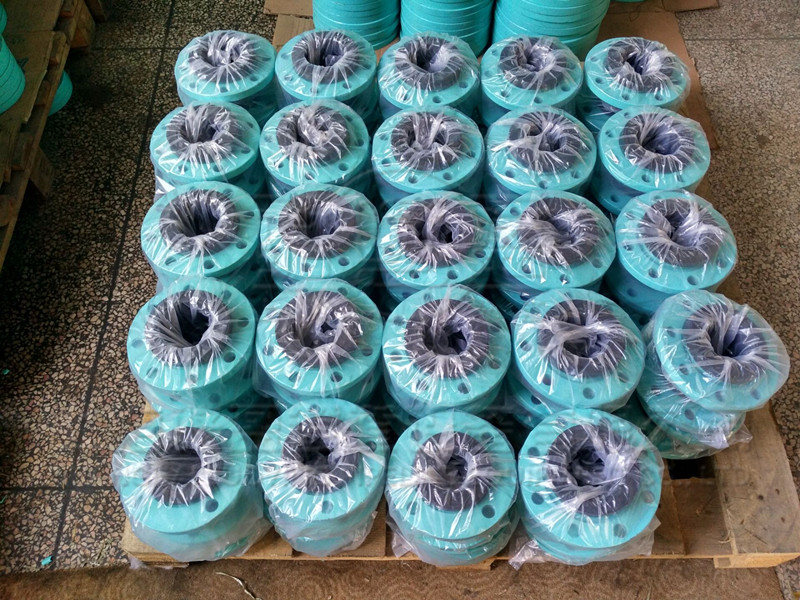 決定橡膠接頭的價格的因素是什么？