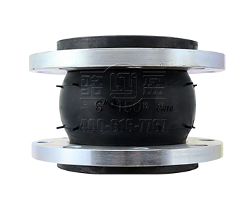 武漢漢口北倉(cāng)庫發(fā)生大火