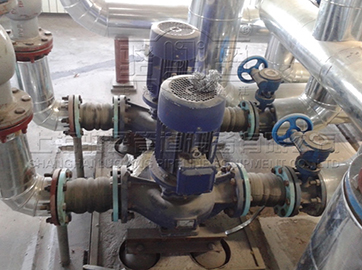 不銹鋼<a href=http://www.blcuniversity.cn.cn target=_blank class=infotextkey>卡箍橡膠接頭</a>實物圖